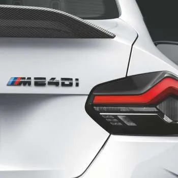 M240i badge 