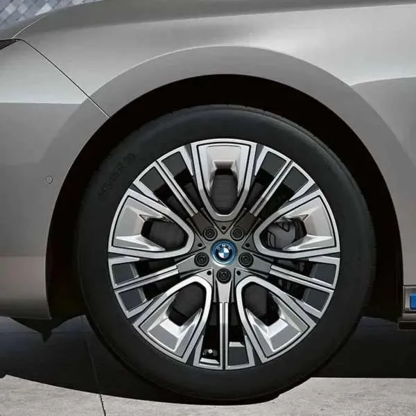 BMW aerodyn.whl 906 Serija 7 G70 - mix set 