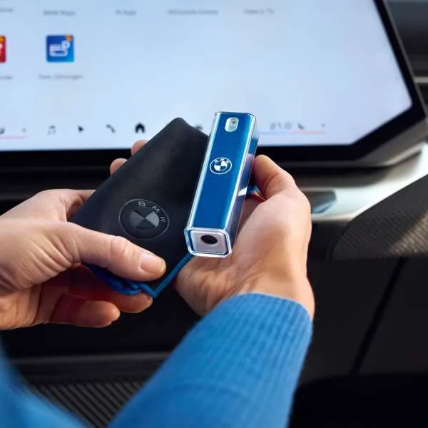 BMW display cleaner 