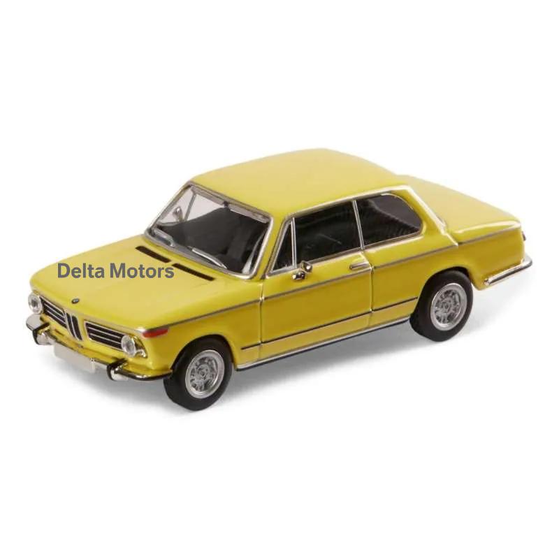 BMW 2002 (1:64) 