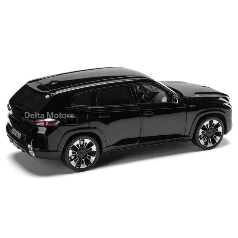 BMW Miniatur XM, 1:18 (all black) 