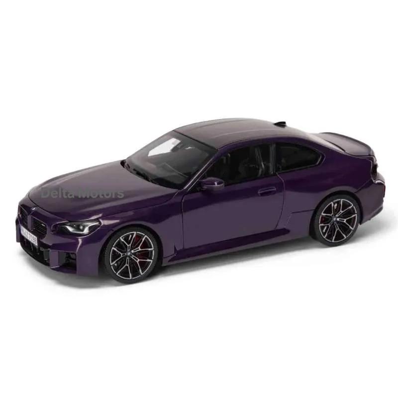 BMW Miniatur M2 (G87), 1:18 (Purple) 